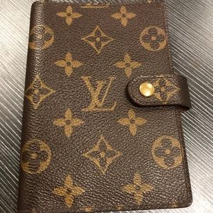 Louis Vuitton Agenda PM